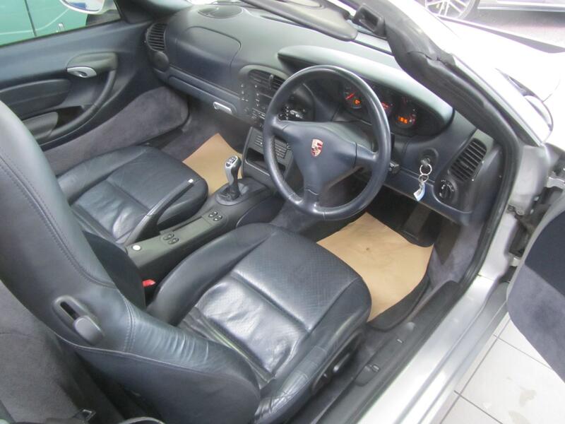 PORSCHE BOXSTER
