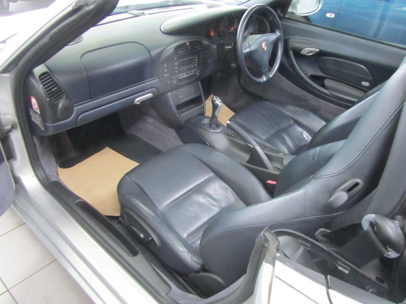 PORSCHE BOXSTER