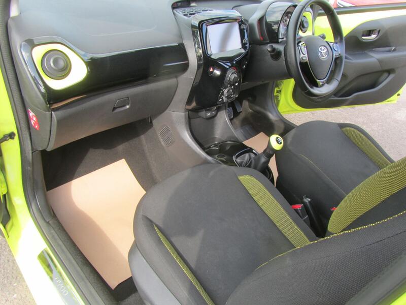 TOYOTA AYGO