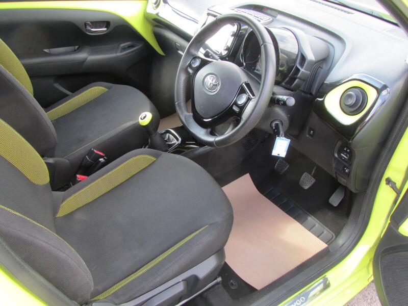 TOYOTA AYGO