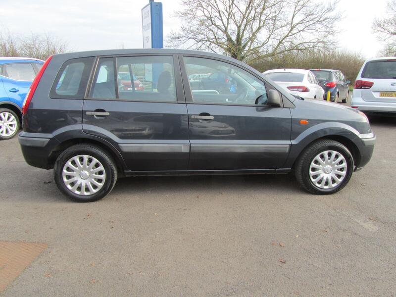 FORD FUSION