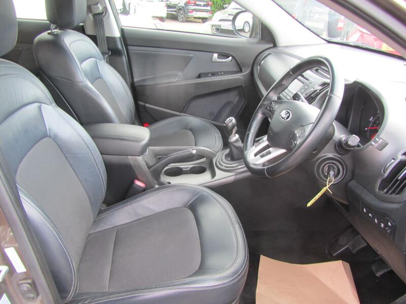 KIA SPORTAGE