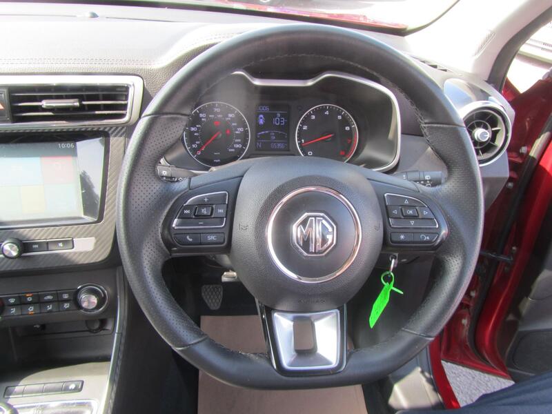 MG ZS