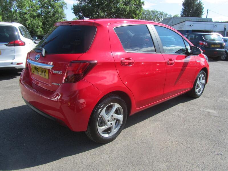TOYOTA YARIS