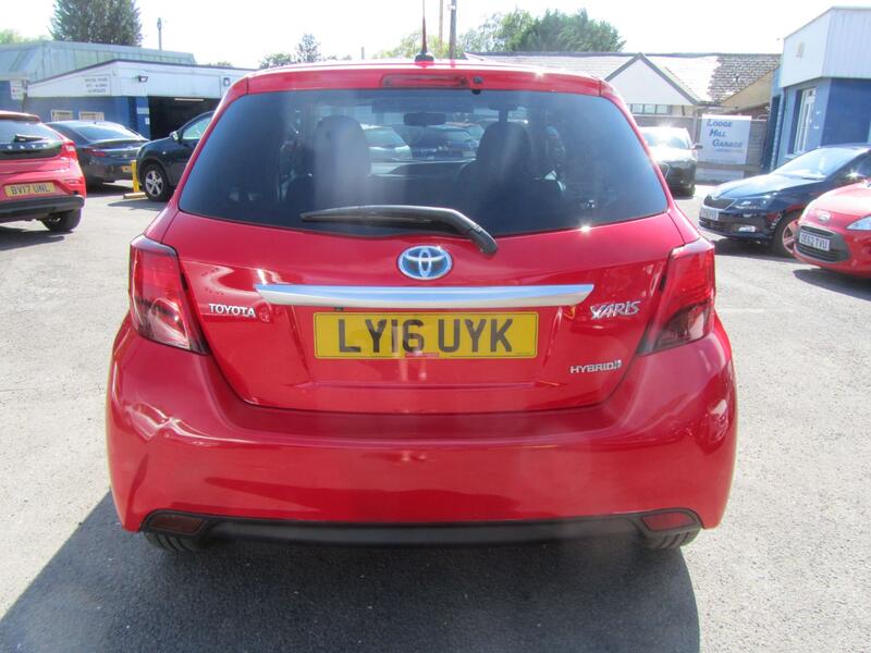 TOYOTA YARIS