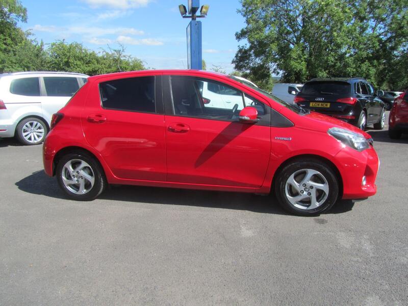 TOYOTA YARIS