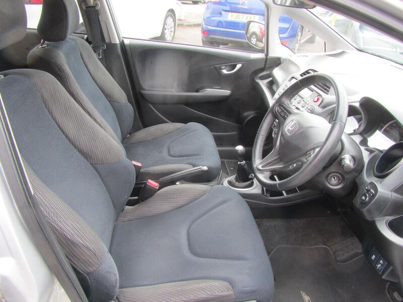 HONDA JAZZ
