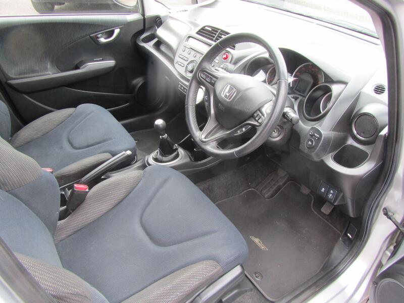HONDA JAZZ