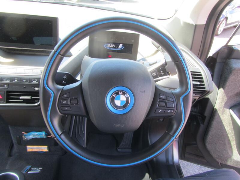 BMW I3