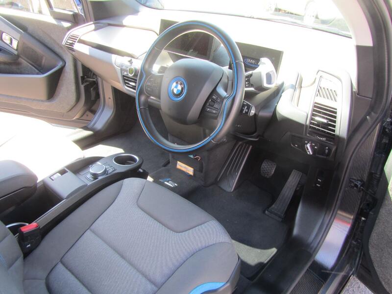 BMW I3