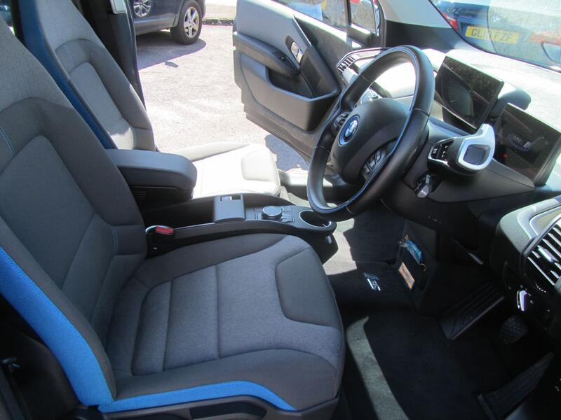 BMW I3