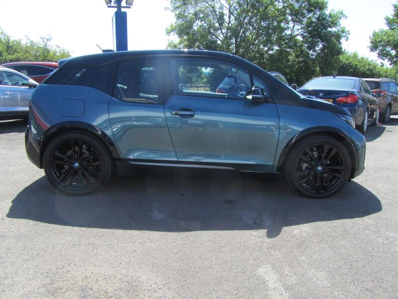 BMW I3