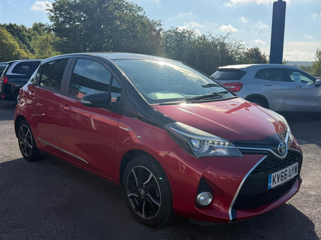 2016 Toyota YARIS